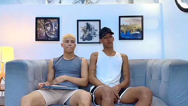 GREEN BOYS online show from March 21, 2026, 1:21 am