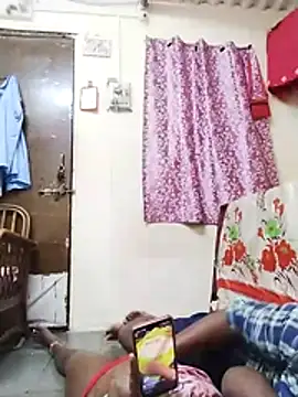 Your couple 01 online show from March 18, 2026, 5:49 pm