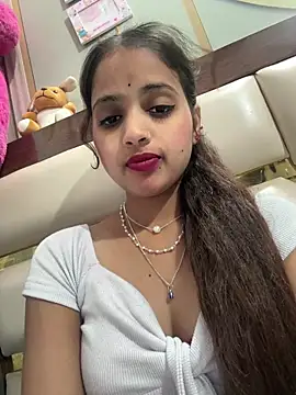 samayra1144 online show from April 2, 2026, 7:44 pm