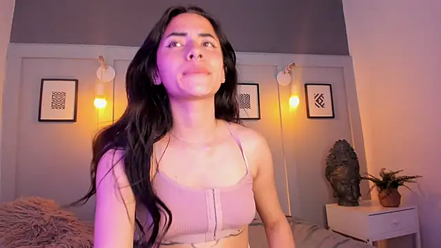 Ivyy sweet  online show from May 19, 2026, 1:56 am