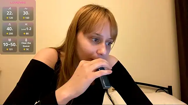 Snapshot of TriciaHartery chatting on February 27, 2026, 7:14 pm TriciaHartery online show from February 27, 2026, 7:14 pm