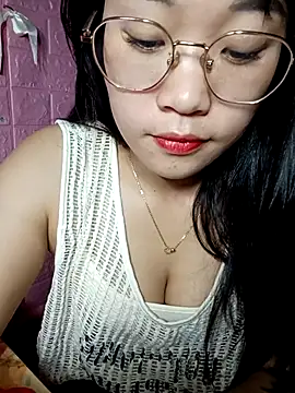 Eye-squirt online show from March 6, 2026, 7:49 am