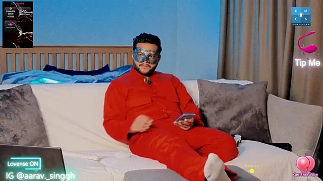 aarrav hotty online show from March 15, 2026, 8:26 pm