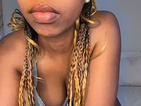 Snapshot of Sweet-Lexiii chatting on February 18, 2026, 8:49 pm Sweet-Lexiii online show from February 18, 2026, 8:49 pm