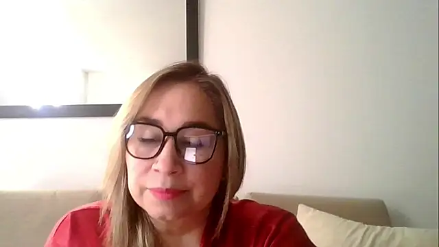 KamiSspencer online show from February 26, 2026, 1:21 pm