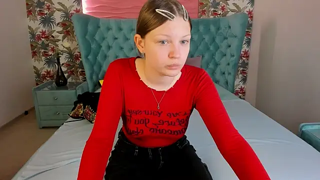 LauraBev online show from February 19, 2026, 12:34 pm