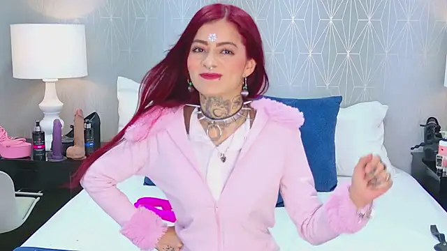 AntonellaEscudero online show from May 23, 2026, 1:00 am