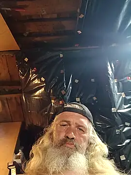 Snapshot of Crazy_Lasko chatting on March 1, 2026, 10:01 pm Crazy Lasko online show from March 1, 2026, 10:01 pm