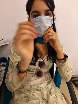 tanzum khan3202 online show from April 11, 2026, 7:45 am