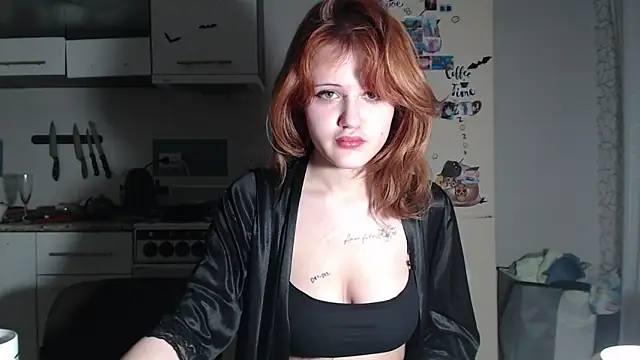 SolarAdrienne online show from March 8, 2026, 6:44 pm