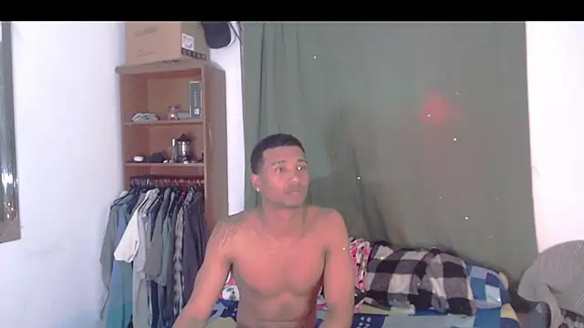 Snapshot of Dani-brown chatting on April 14, 2026, 11:11 pm Dani-brown online show from April 14, 2026, 11:11 pm