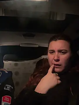 Sandragll online show from April 8, 2026, 11:48 pm