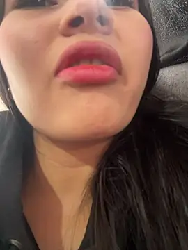 Snapshot of Aylin_fire chatting on February 26, 2026, 6:51 pm Aylin fire online show from February 26, 2026, 6:51 pm