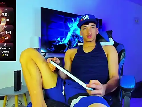 Lyam Russo online show from March 26, 2026, 8:42 am