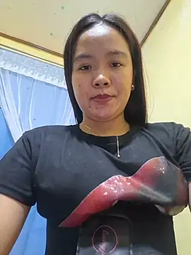 Polished Princess online show from June 14, 2026, 1:02 pm