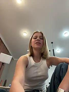 Snapshot of Eva_Leen chatting on February 26, 2026, 4:06 pm Eva Leen online show from February 26, 2026, 4:06 pm