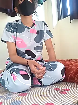 queen roni online show from February 16, 2026, 10:55 am