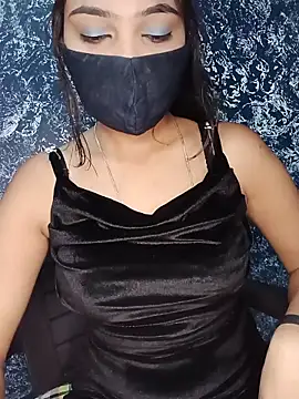 Cutie babes01 online show from May 25, 2026, 4:35 pm