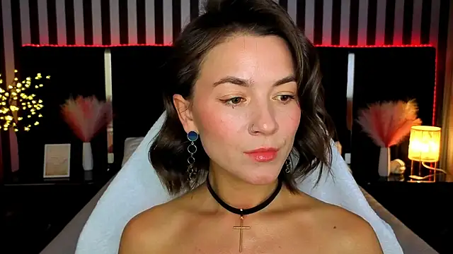 GracefulMichelle online show from May 5, 2026, 7:44 pm