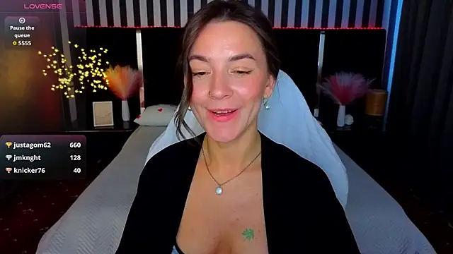 GracefulMichelle online show from May 12, 2026, 8:00 am