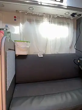 melanieTesss online show from February 26, 2026, 10:03 am