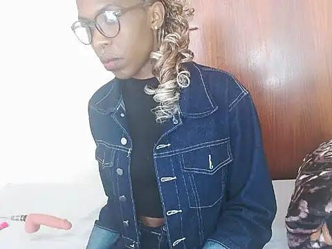 ChocoSlenderXXX online show from March 12, 2026, 9:37 am