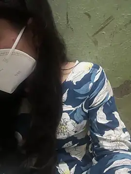 CURVYMOOMMY online show from May 20, 2026, 5:46 am