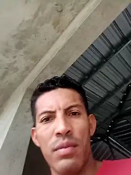 Snapshot of Isma123_bo chatting on March 4, 2026, 1:17 pm Isma123 bo online show from March 4, 2026, 1:17 pm