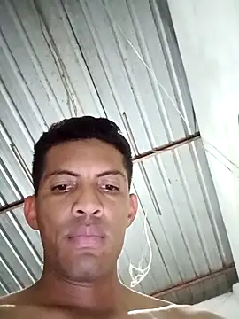 Snapshot of Isma123_bo chatting on March 5, 2026, 1:23 am Isma123 bo online show from March 5, 2026, 1:23 am