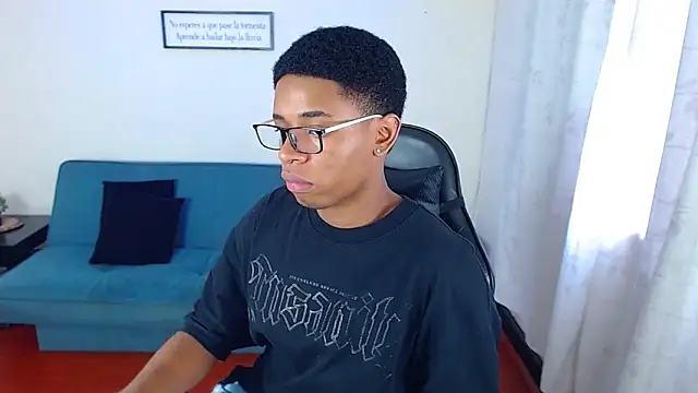 liiam3 online show from March 9, 2026, 8:57 pm