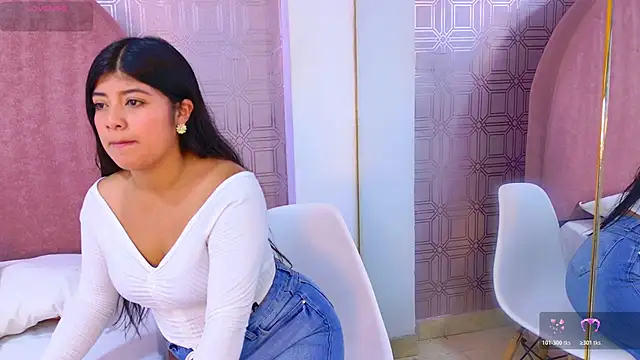 Khloe Moon online show from March 24, 2026, 7:30 pm