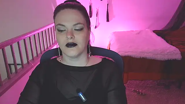 VixieNyx online show from April 15, 2026, 3:08 pm