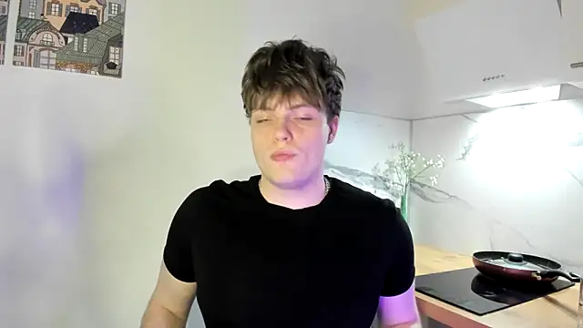 Snapshot of _hetero chatting on February 19, 2026, 7:54 pm hetero online show from February 19, 2026, 7:54 pm