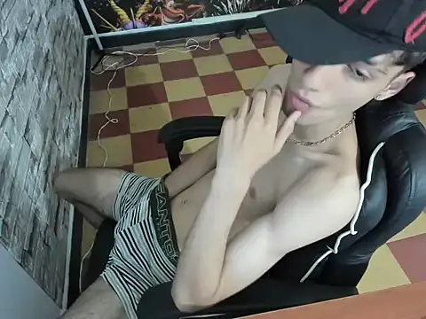 wex 077 online show from March 17, 2026, 1:43 am