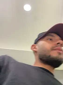 Snapshot of katasanz chatting on February 26, 2026, 1:43 pm katasanz online show from February 26, 2026, 1:43 pm