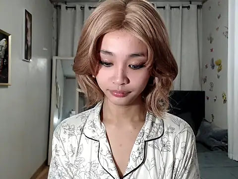 Snapshot of Ur_innocent_womenXxx chatting on March 3, 2026, 6:41 am Ur innocent womenXxx online show from March 3, 2026, 6:41 am