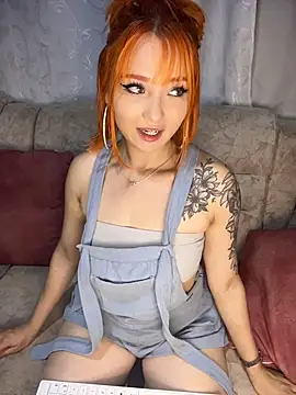 Snapshot of alysson_As chatting on February 24, 2026, 2:09 am alysson As online show from February 24, 2026, 2:09 am