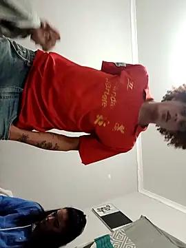 kikisaunders online show from March 23, 2026, 8:35 pm