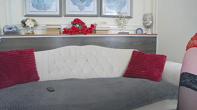 MaddyVelvet online show from March 14, 2026, 8:58 pm