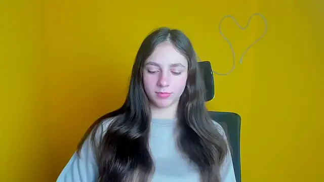 KissMeJulia online show from March 12, 2026, 12:44 pm