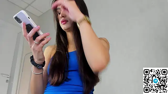 Adele Lanea online show from April 8, 2026, 8:47 am