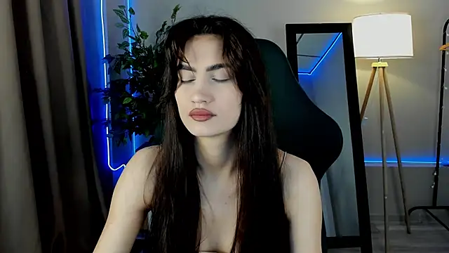 Adele Lanea online show from May 7, 2026, 12:38 am