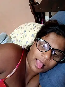 Snapshot of indianstrawberrylips4u chatting on March 7, 2026, 5:43 pm indianstrawberrylips4u online show from March 7, 2026, 5:43 pm