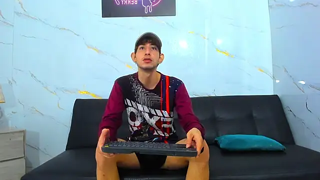 Spicy guys online show from March 23, 2026, 1:04 pm