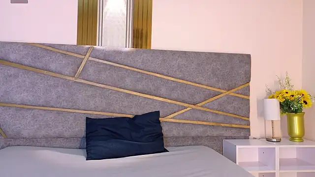 Blue MoonXXX online show from February 23, 2026, 7:33 pm