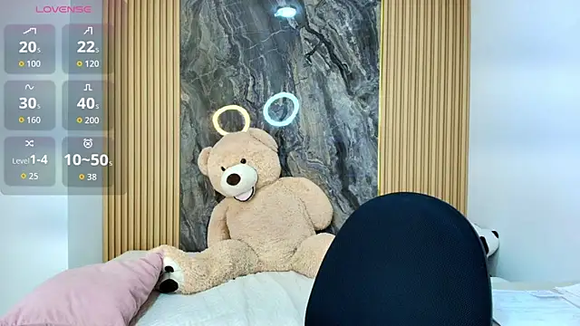 scarlett lumi online show from February 24, 2026, 11:08 am