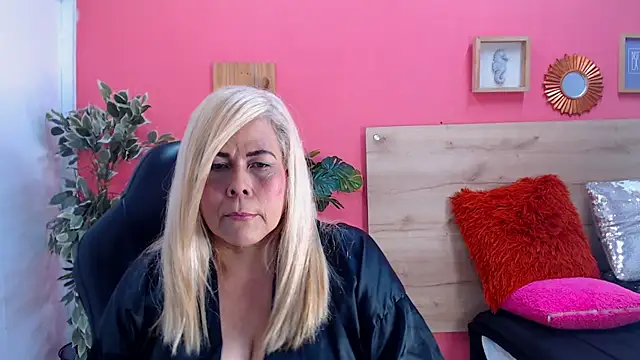 Snapshot of eva_colen50 chatting on July 29, 2026, 5:33 pm eva colen50 online show from July 29, 2026, 5:33 pm