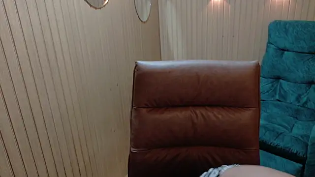 Alessia Monroe  online show from February 20, 2026, 1:11 pm