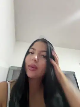 sophievaleryn12 online show from February 27, 2026, 7:03 pm