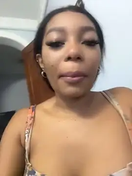 MiaDiamod online show from July 2, 2026, 12:22 pm